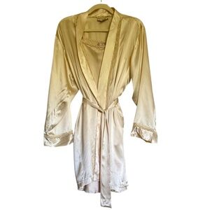 Mademoiselle Gigi Cream Silk Robe & Chemise Set With Lace Trim Size Small
